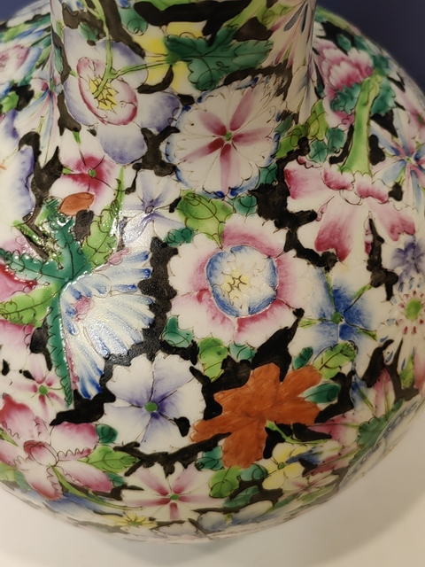 古玩陶瓷超大百花不落地天球瓶拍賣,當前價格7555元