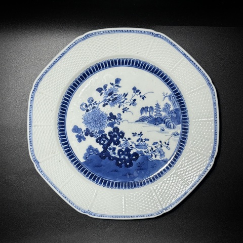 古玩陶瓷青花花卉紋八方盤真品鑒賞圖