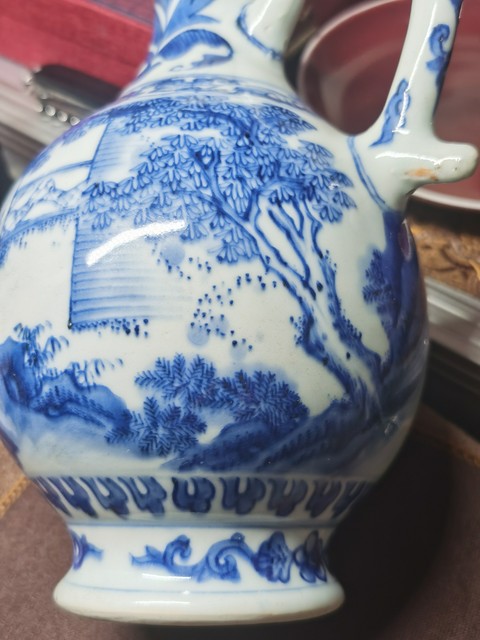 古玩陶瓷青花人物故事紋執壺真品鑒賞圖