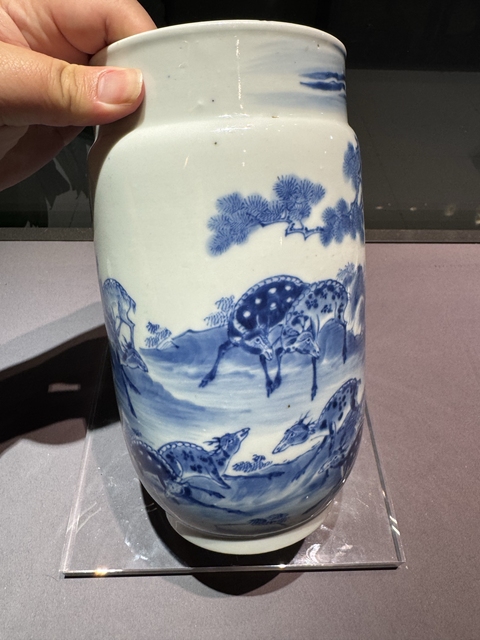 古玩陶瓷乾隆青花壯罐真品鑒賞圖