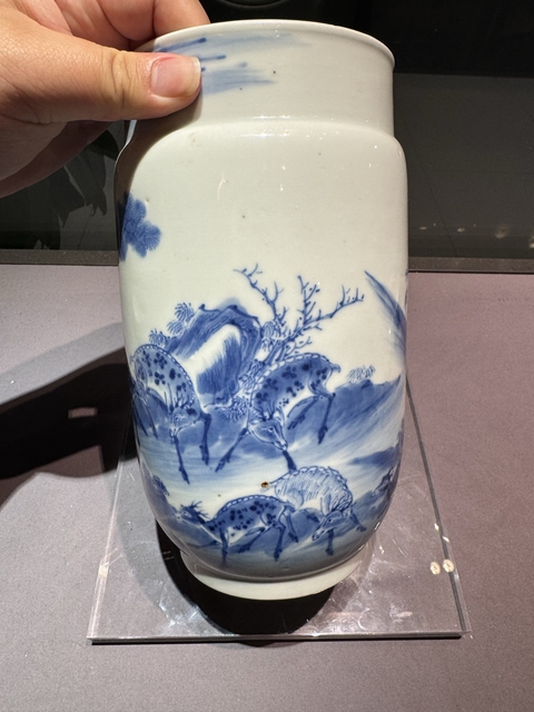 古玩陶瓷乾隆青花壯罐真品鑒賞圖