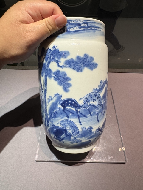 古玩陶瓷乾隆青花壯罐真品鑒賞圖