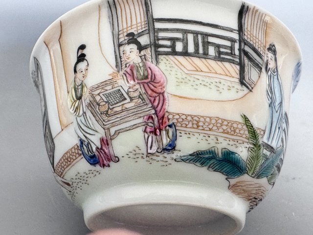 古玩陶瓷清乾隆·粉彩西廂記人物故事紋杯碟套真品鑒賞圖