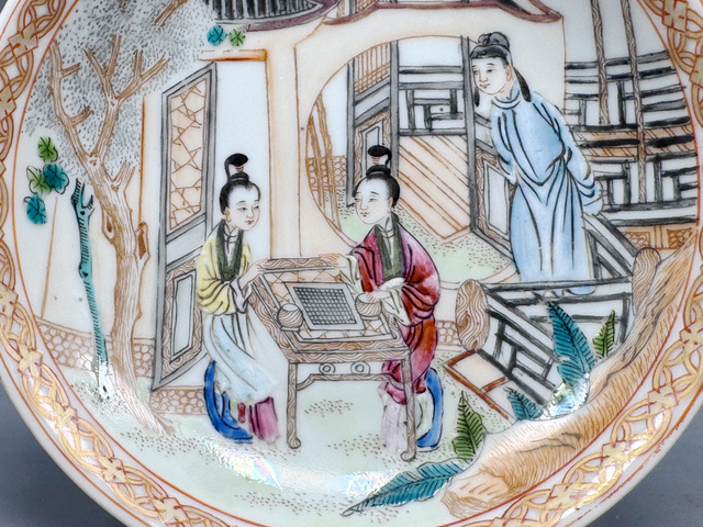 古玩陶瓷清乾隆·粉彩西廂記人物故事紋杯碟套真品鑒賞圖