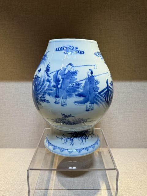 古玩陶瓷康熙青花仙神人物紋盤口尊拍賣,當前價格21300元