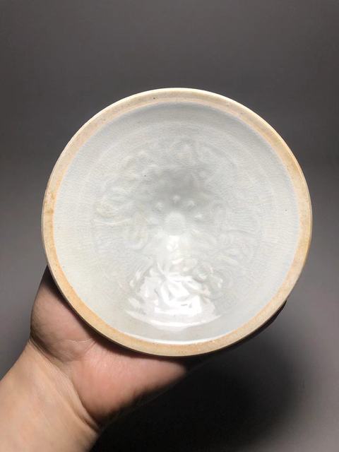 宋，青白釉雙鳳紋印花斗笠碗拍賣，當前價格10000元