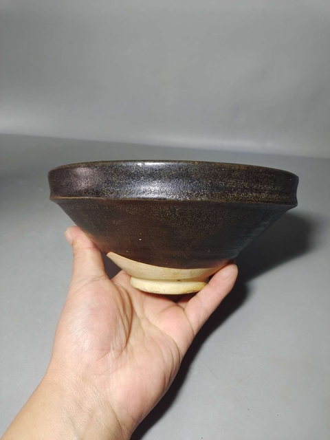 古玩陶瓷黑釉折沿碗拍賣,當前價格4800元