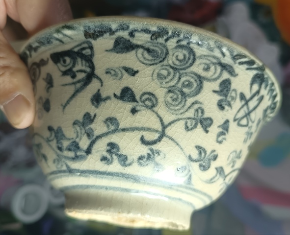 古玩陶瓷明代空白期佛家八寶青花碗拍賣,當前價格2800元