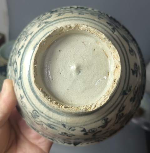 古玩陶瓷明代空白期佛家八寶青花碗拍賣,當前價格2800元