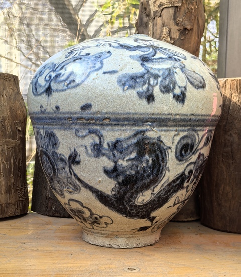 古玩陶瓷明萬(wàn)歷人物龍紋青花罐拍賣,當(dāng)前價(jià)格18000元
