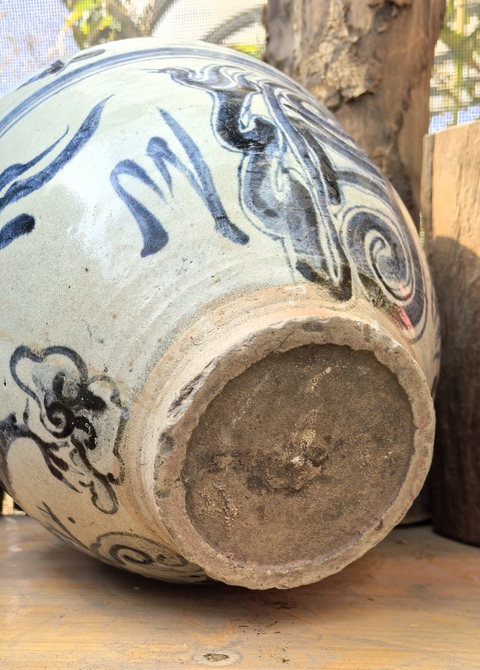 古玩陶瓷明萬(wàn)歷人物龍紋青花罐拍賣,當(dāng)前價(jià)格18000元