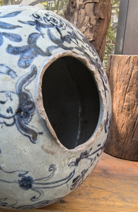 古玩陶瓷明萬(wàn)歷人物龍紋青花罐拍賣,當(dāng)前價(jià)格18000元