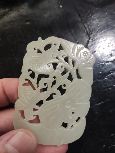 古玩玉器和田玉蓮葉佩拍賣,當前價格388元