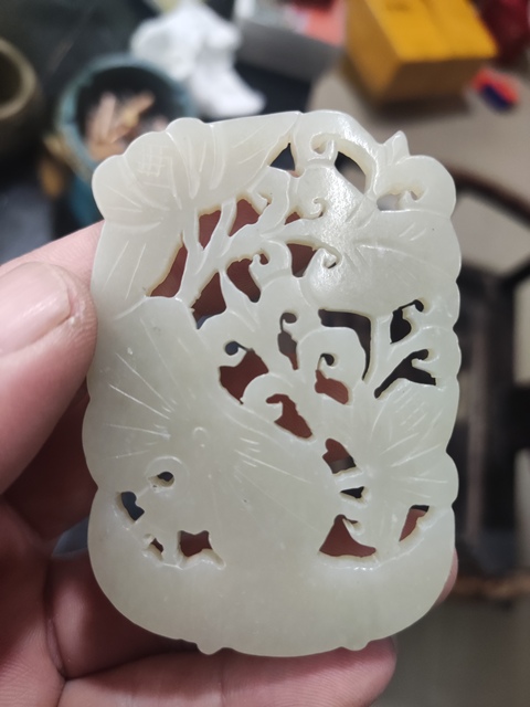 古玩玉器和田玉蓮葉佩拍賣,當前價格388元