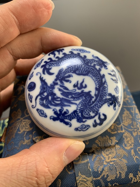 古玩陶瓷龍紋印泥盒拍賣，當前價格1200元