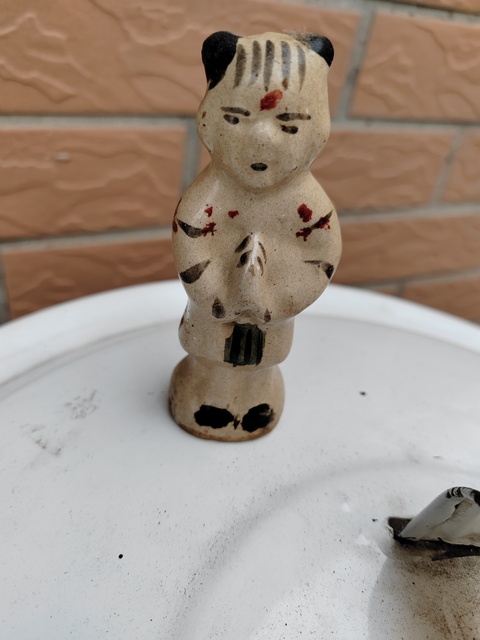 古玩陶瓷清代磁州窯人物瓷塑拍賣,當前價格499元