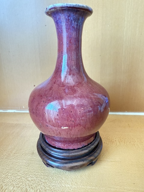 古玩陶瓷清中期鈞紅釉窯變瓶真品鑒賞圖