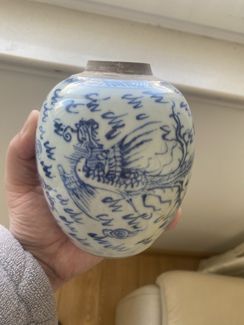 古玩陶瓷雍正淡描青花鳳紋罐真品鑒賞圖