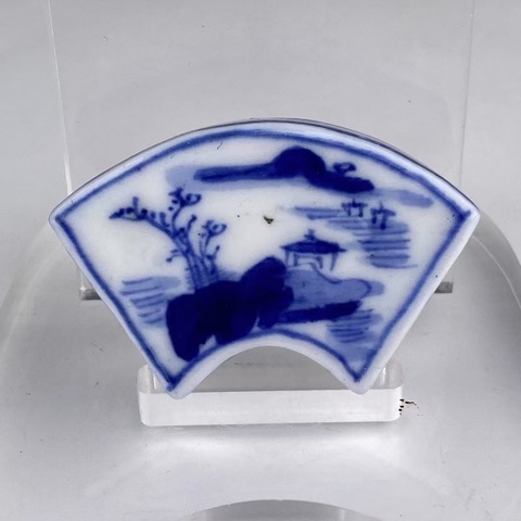 古玩陶瓷清中晚期 山水紋蓋盒拍賣,當前價格250元