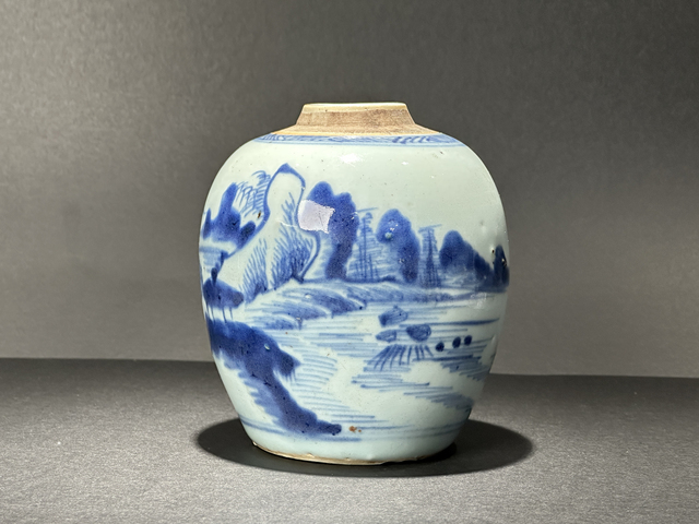 古玩陶瓷清乾隆·青花山水人物紋罐真品鑒賞圖