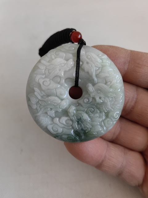 古玩玉器天然翡翠“九龍牌”拍賣,當(dāng)前價(jià)格450元