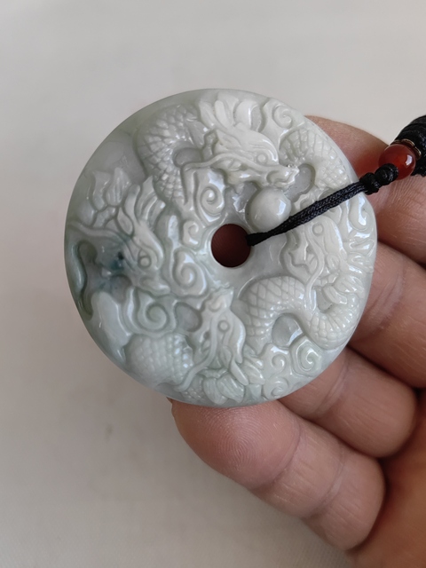 古玩玉器天然翡翠“九龍牌”拍賣,當(dāng)前價(jià)格450元