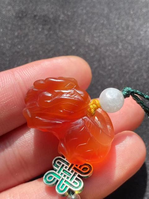 古玩玉器（虧本放漏）清末民初紅瑪瑙雕“瑞獸”拍賣，當前價格350元