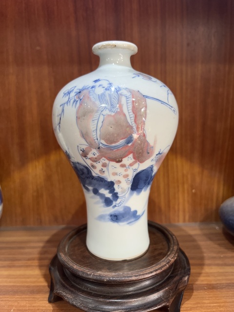 古玩陶瓷青花釉里紅梅瓶拍賣,當前價格23000元