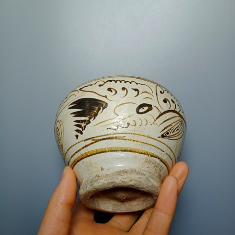 古玩陶瓷金元，畫花小罐拍賣，當前價格5300元