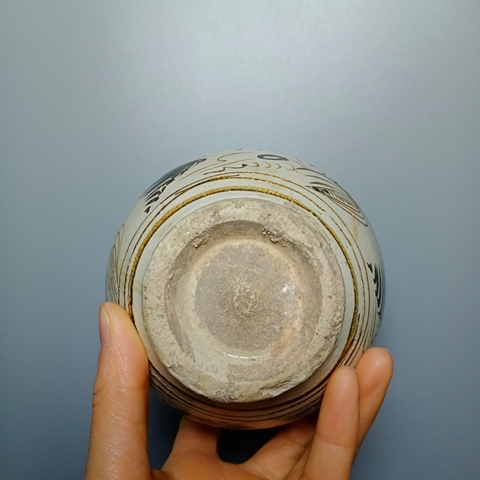 古玩陶瓷金元，畫花小罐拍賣，當前價格5300元