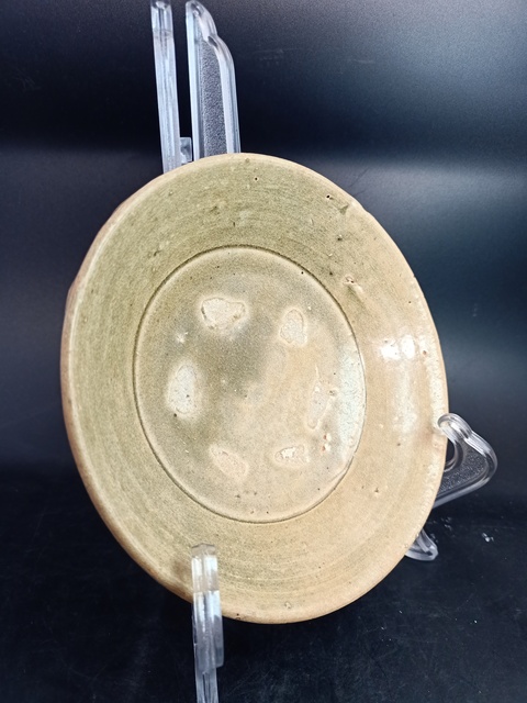 古玩陶瓷【館藏級精品】五代十國越窯青瓷盤【著名大窯】【收藏價值比較高】拍賣,當前價格0元