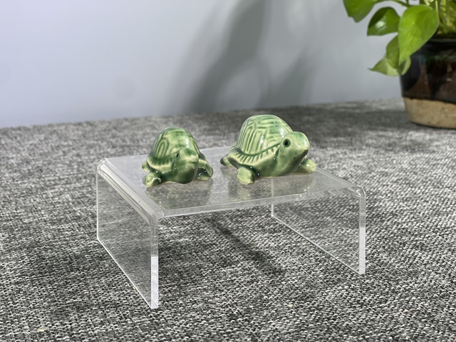 古玩陶瓷創匯期.綠釉小烏龜(兩只)拍賣,當前價格0元
