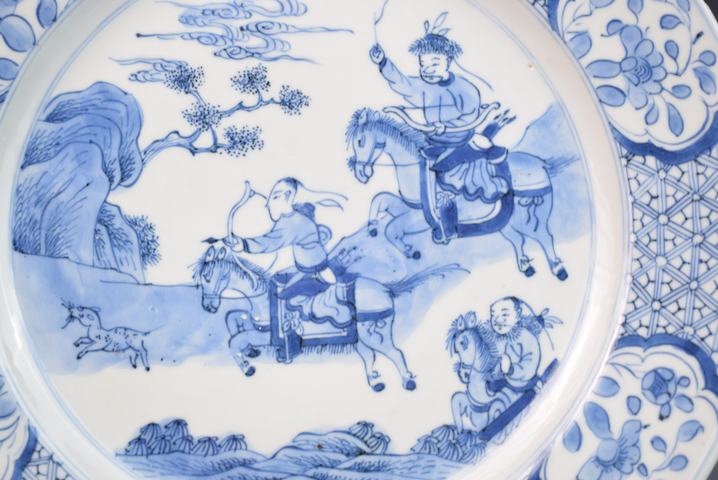 古玩陶瓷清康熙青花木蘭秋狝圖盤拍賣,當前價格4020元