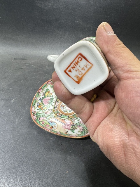 古玩陶瓷清晚期.廣彩人物紋杯碟一套拍賣,當(dāng)前價格550元