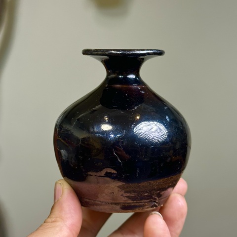 古玩陶瓷明代,磁州窯,蘋(píng)果尊拍賣,當(dāng)前價(jià)格1600元