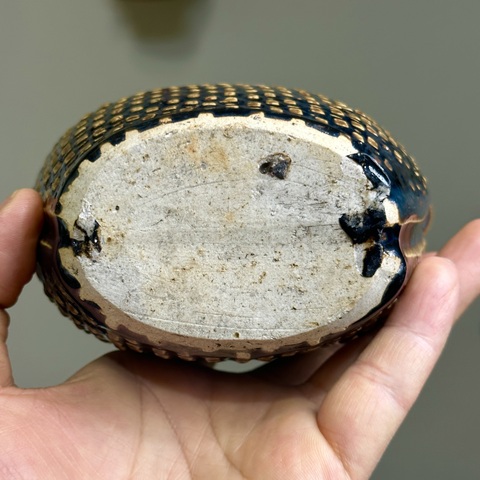 古玩陶瓷清·黑釉魚簍罐拍賣,當前價格0元