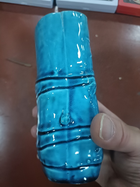 古玩陶瓷孔雀藍釉筆筒真品鑒賞圖