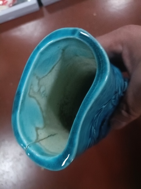 古玩陶瓷孔雀藍釉筆筒真品鑒賞圖