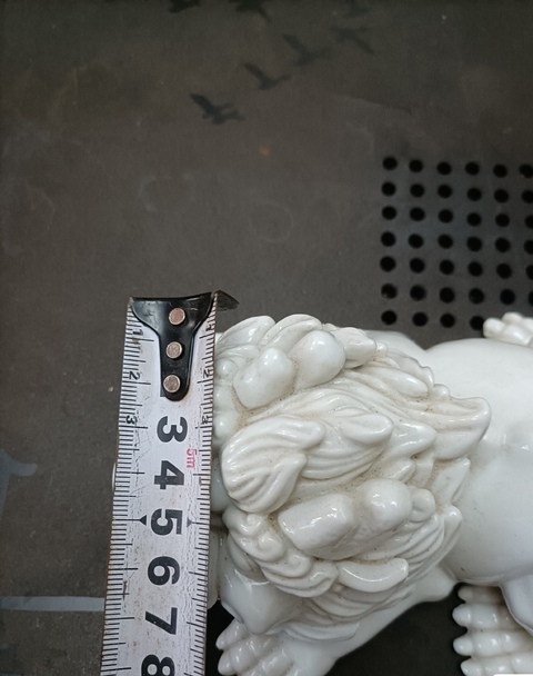 古玩陶瓷解放初期瑞獸塑像真品鑒賞圖