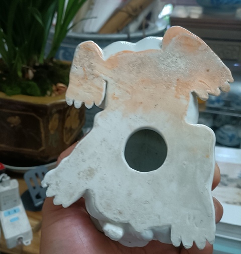 古玩陶瓷解放初期瑞獸塑像真品鑒賞圖