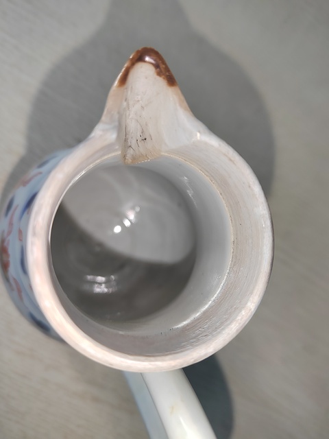 古玩陶瓷青花礬紅描金花卉紋奶壺真品鑒賞圖