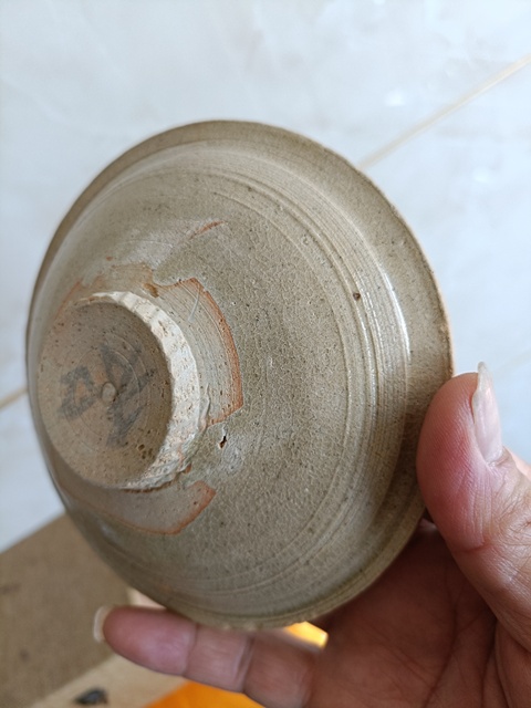古玩陶瓷青白釉折沿斗笠盞真品鑒賞圖