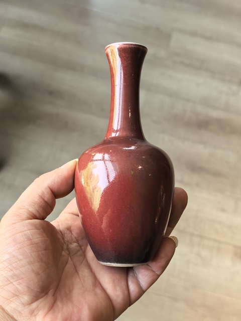 古玩陶瓷豇豆紅釉撇口瓶真品鑒賞圖