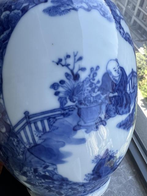 古玩陶瓷青花人物故事紋洗口瓶真品鑒賞圖