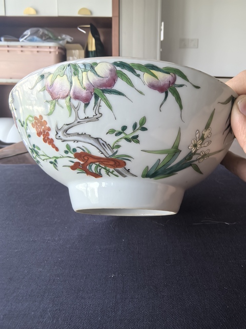 古玩陶瓷花果紋粉彩碗真品鑒賞圖