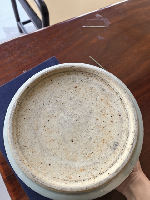古玩陶瓷青花趕珠龍紋香爐真品鑒賞圖