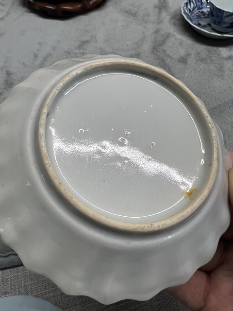 古玩陶瓷山水紋青花杯盤真品鑒賞圖