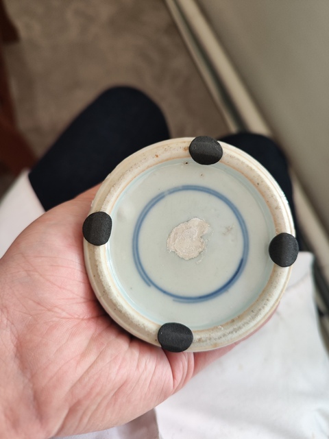 古玩陶瓷五彩觀音瓶真品鑒賞圖