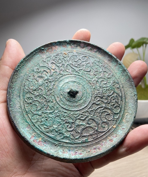 古玩銅器秦代變形龍紋鏡真品鑒賞圖
