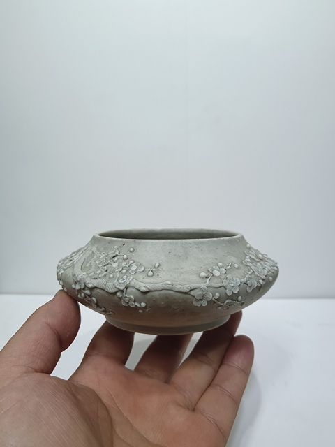 古玩陶瓷反瓷堆梅花水洗真品鑒賞圖
